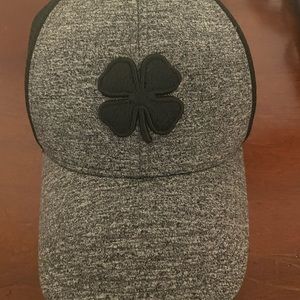 Black Clover USA baseball cap. Size L/XL Memory Fit.